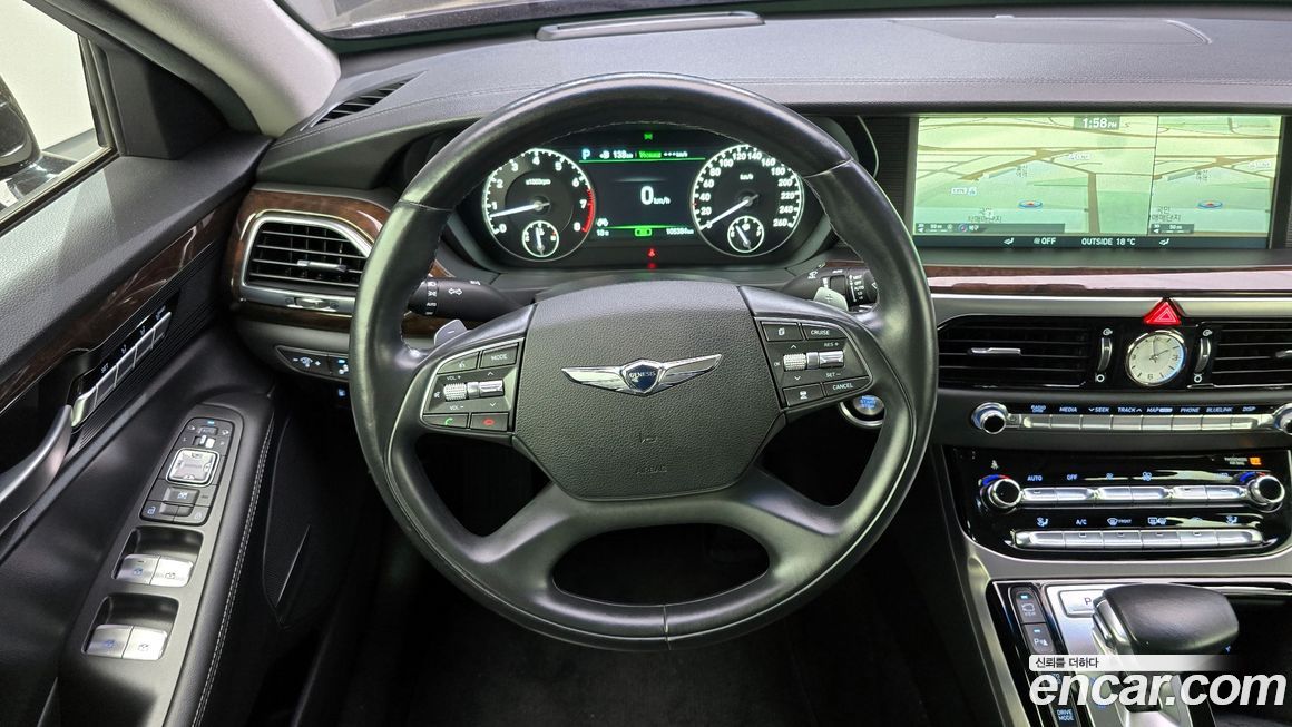 Genesis EQ900 2016