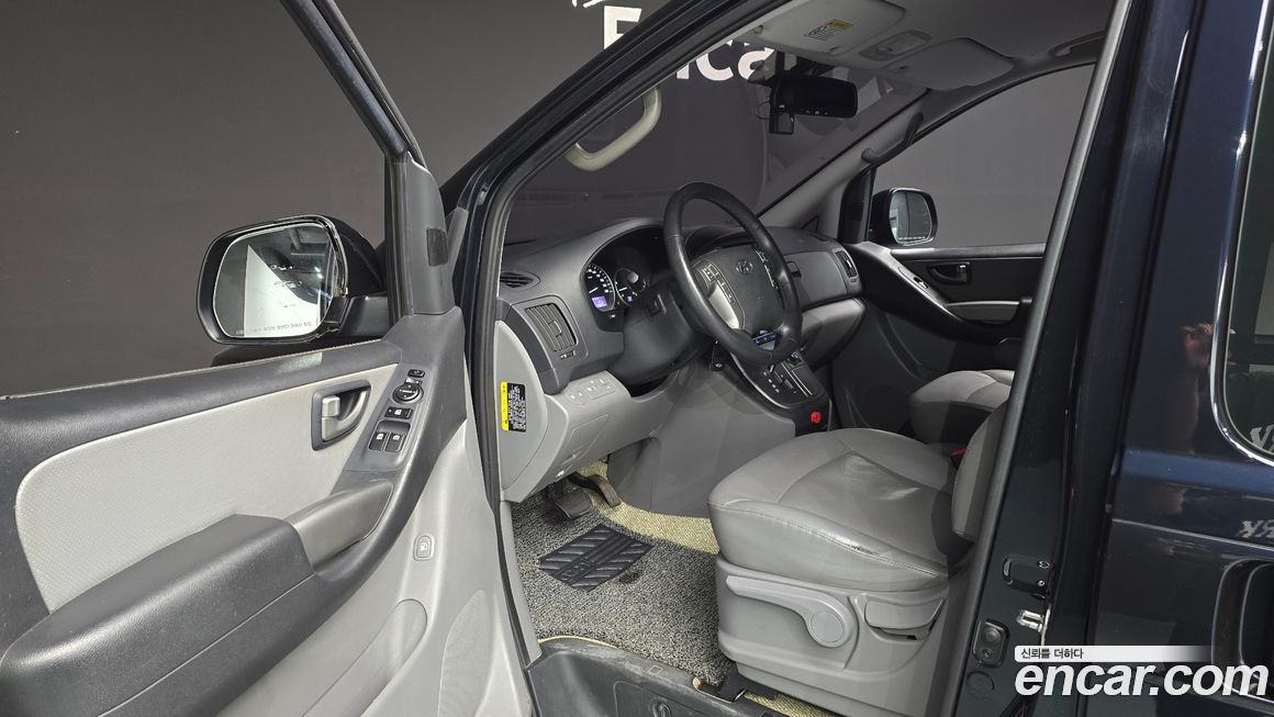 Hyundai Starex 2019
