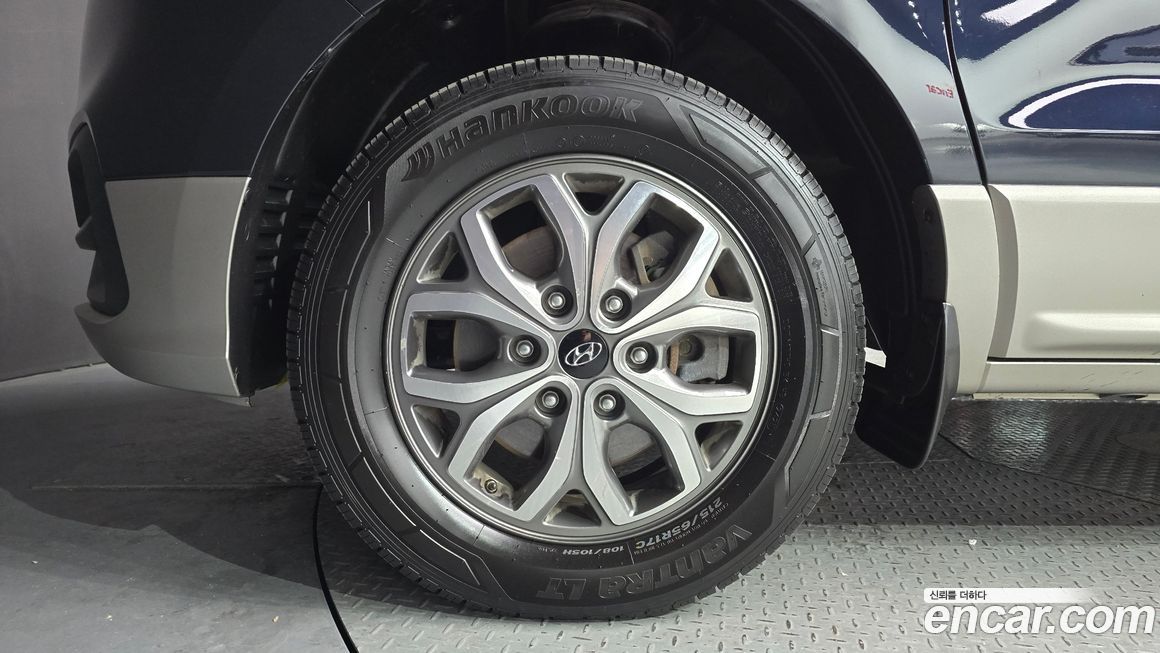 Hyundai Starex 2019