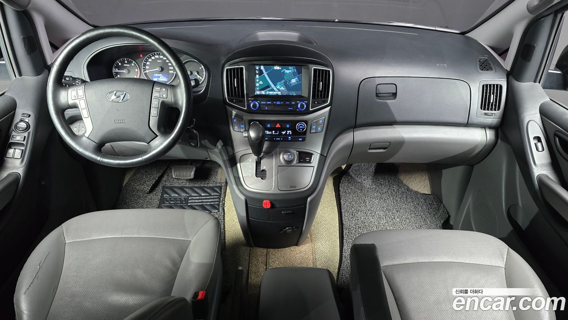 Hyundai Starex 2019