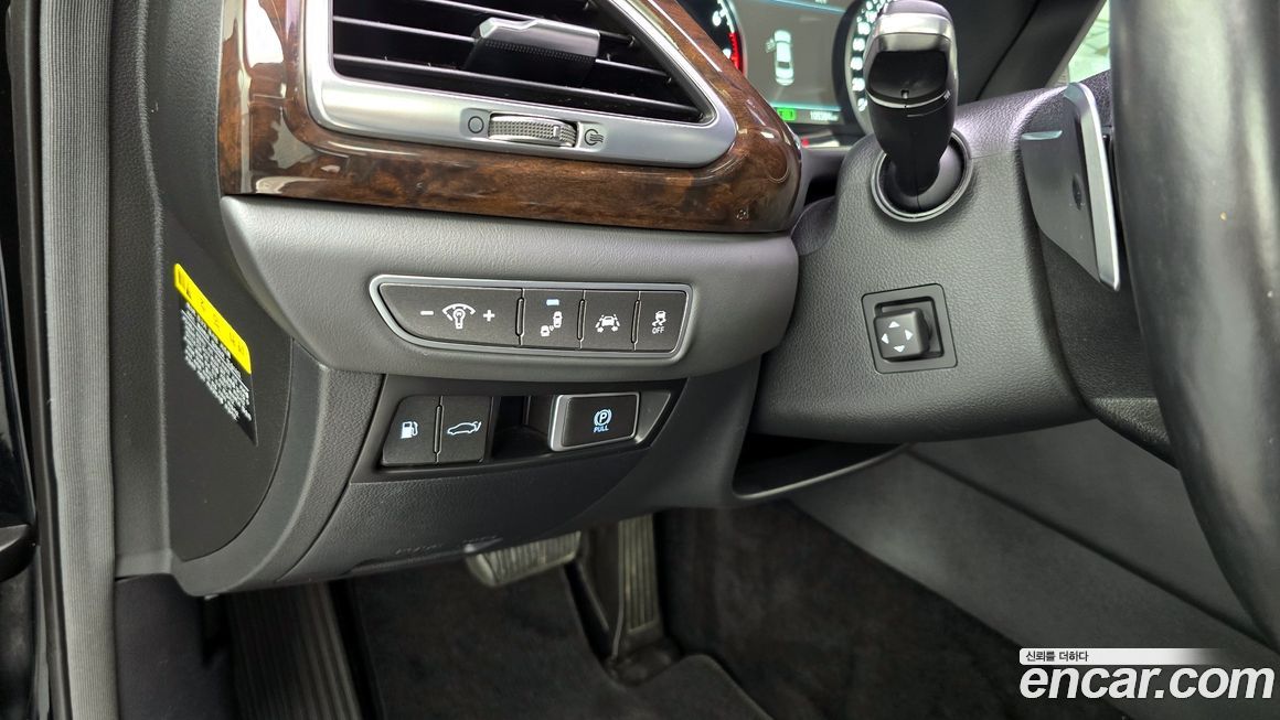 Genesis EQ900 2016