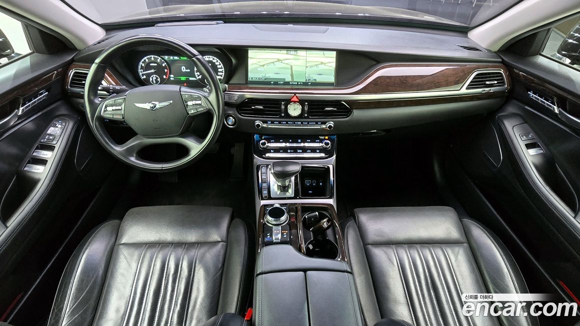 Genesis EQ900 2016