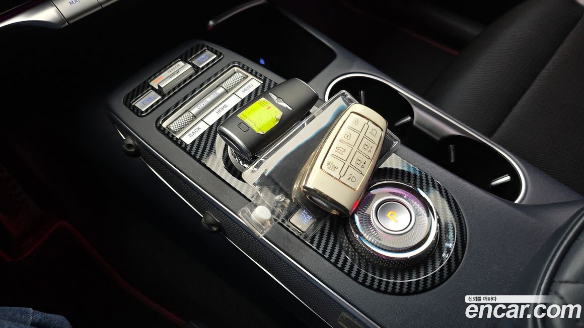 Genesis GV70 2021