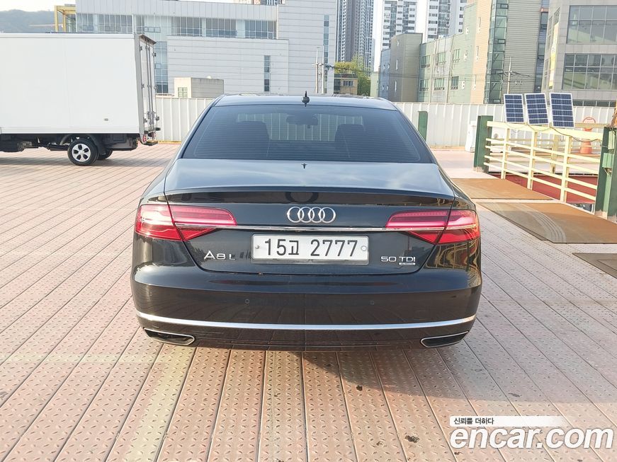 Audi A8 2015