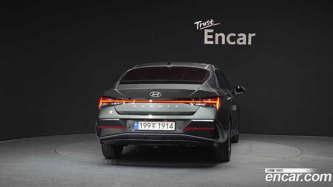 Hyundai AVANTE 2025