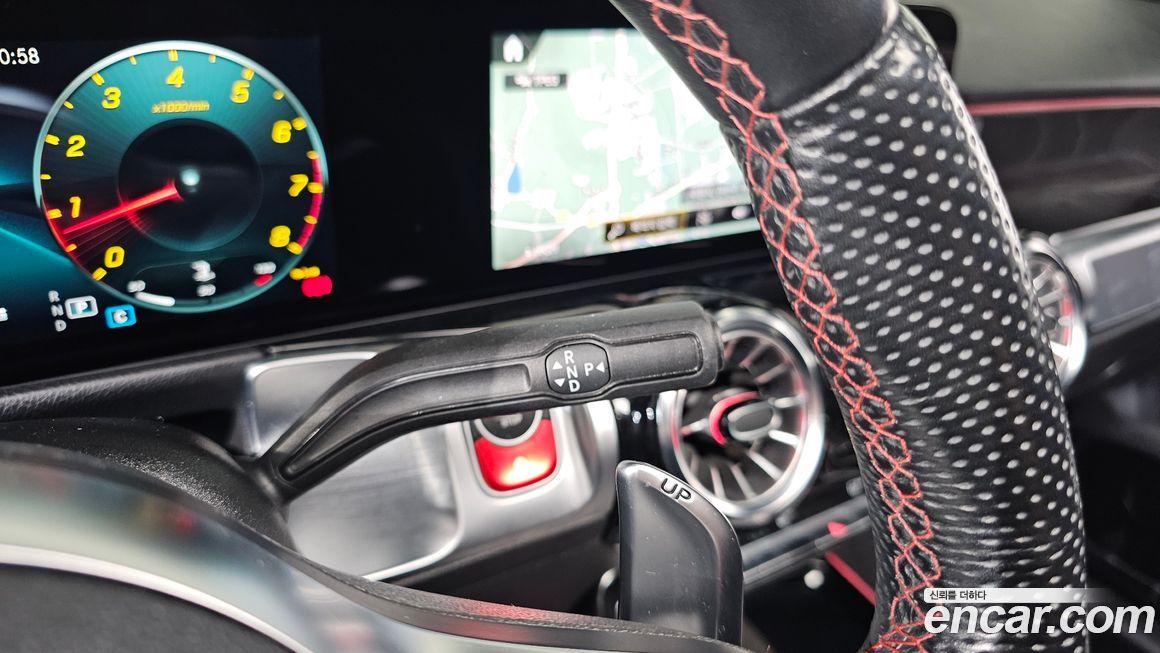 Mercedes-Benz GLB-Class 2022