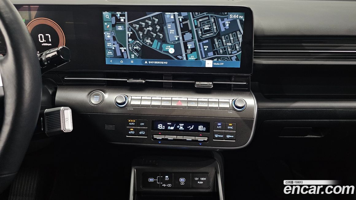 Hyundai Kona 2024