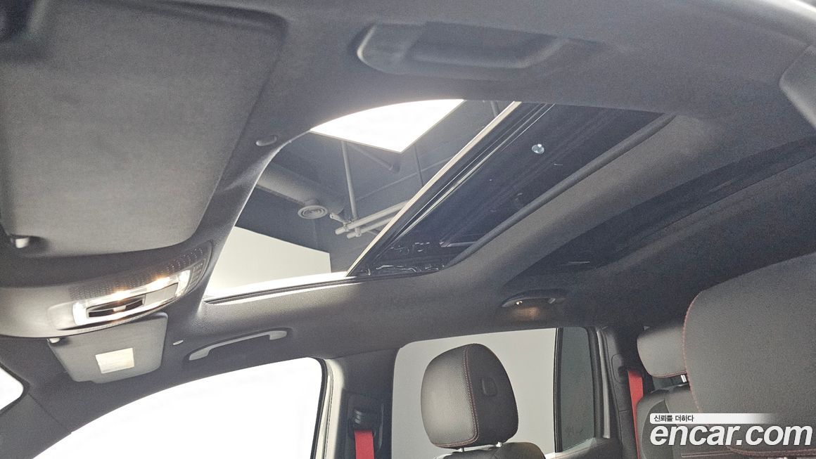 Mercedes-Benz GLB-Class 2022