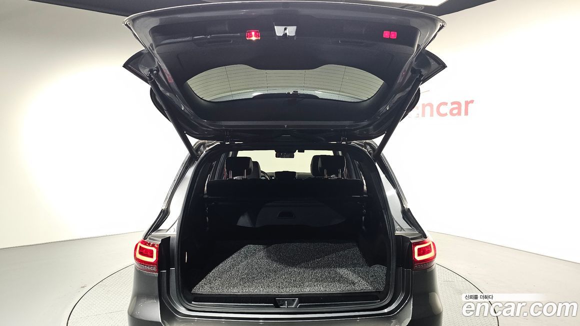 Mercedes-Benz GLB-Class 2022