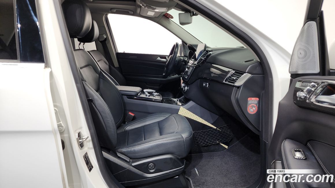 Mercedes-Benz GLE-Class 2016