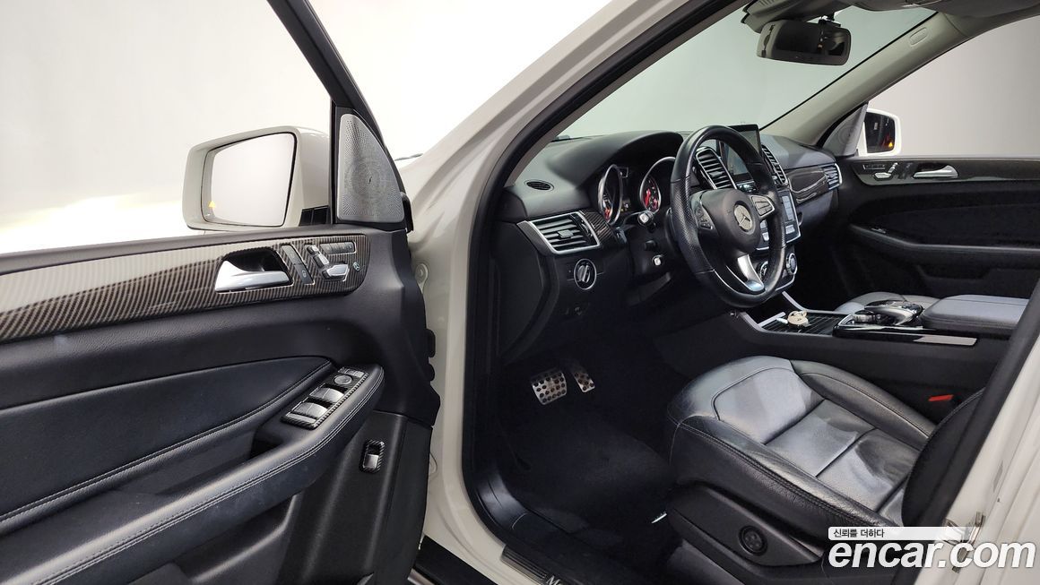 Mercedes-Benz GLE-Class 2016