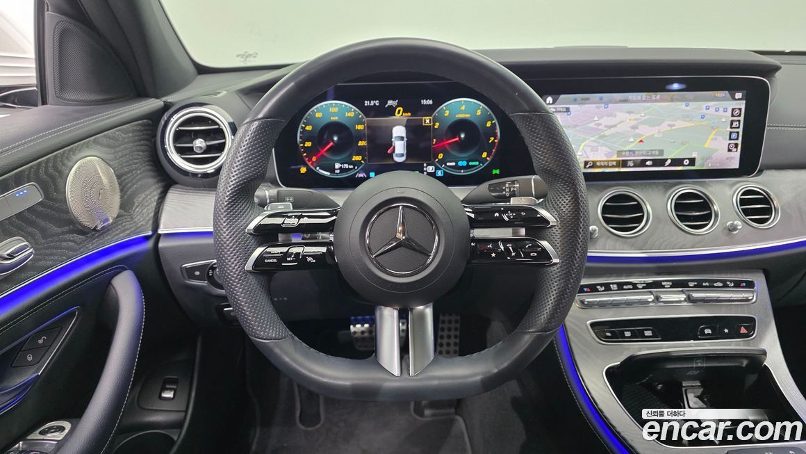 Mercedes-Benz E-Class 2022