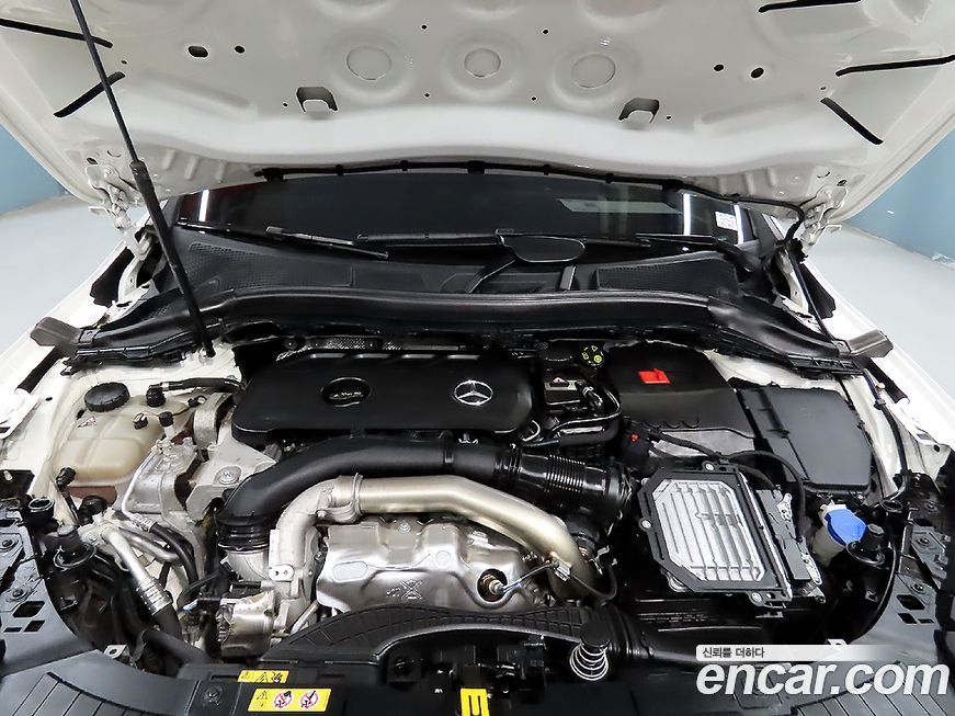 Mercedes-Benz GLA-Class 2024