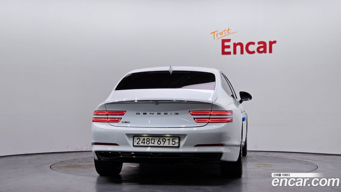 Genesis G80 2021