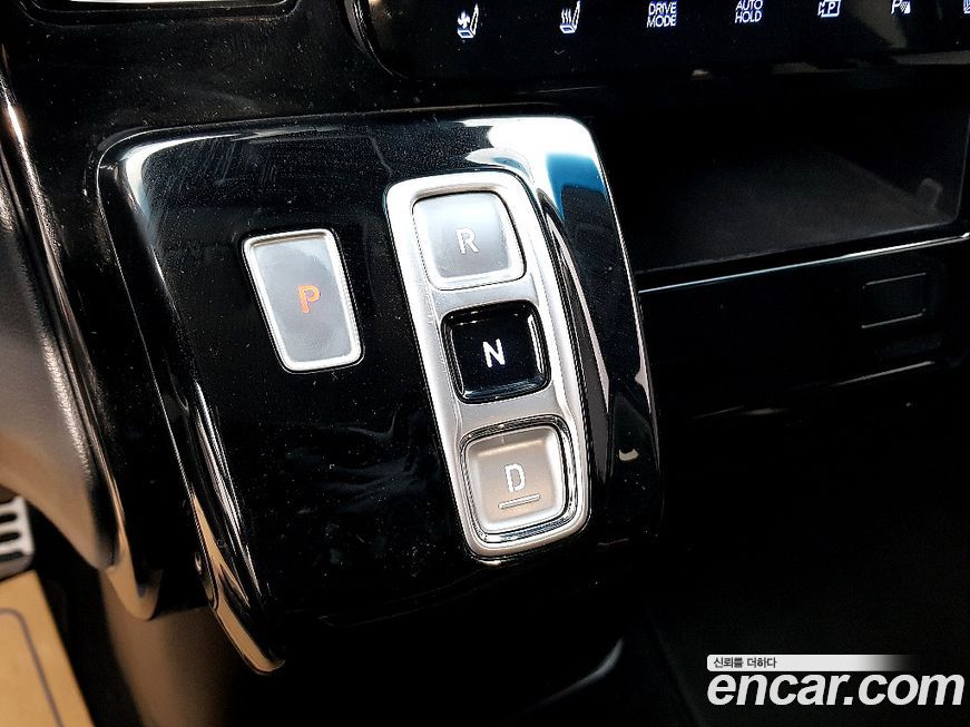 Hyundai Staria 2023