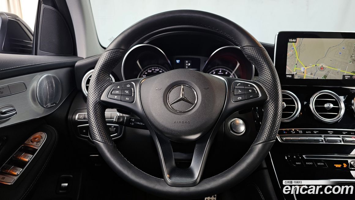 Mercedes-Benz GLC-Class 2019