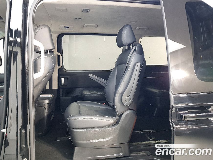 Hyundai Staria 2023
