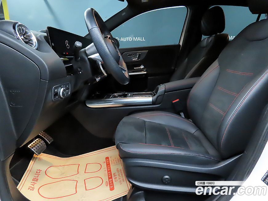 Mercedes-Benz GLA-Class 2024