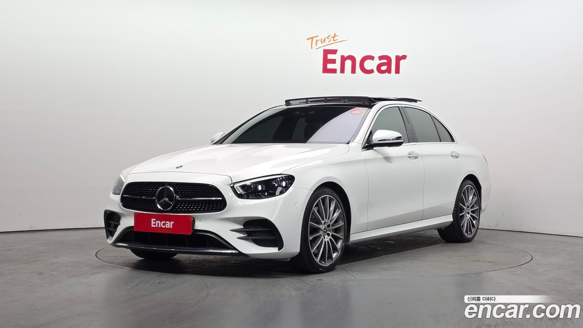 Mercedes-Benz E-Class 2022