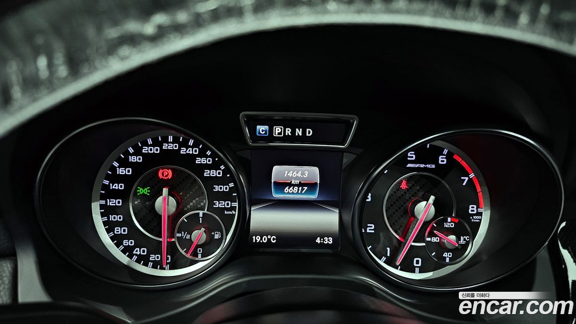 Mercedes-Benz GLA-Class 2016