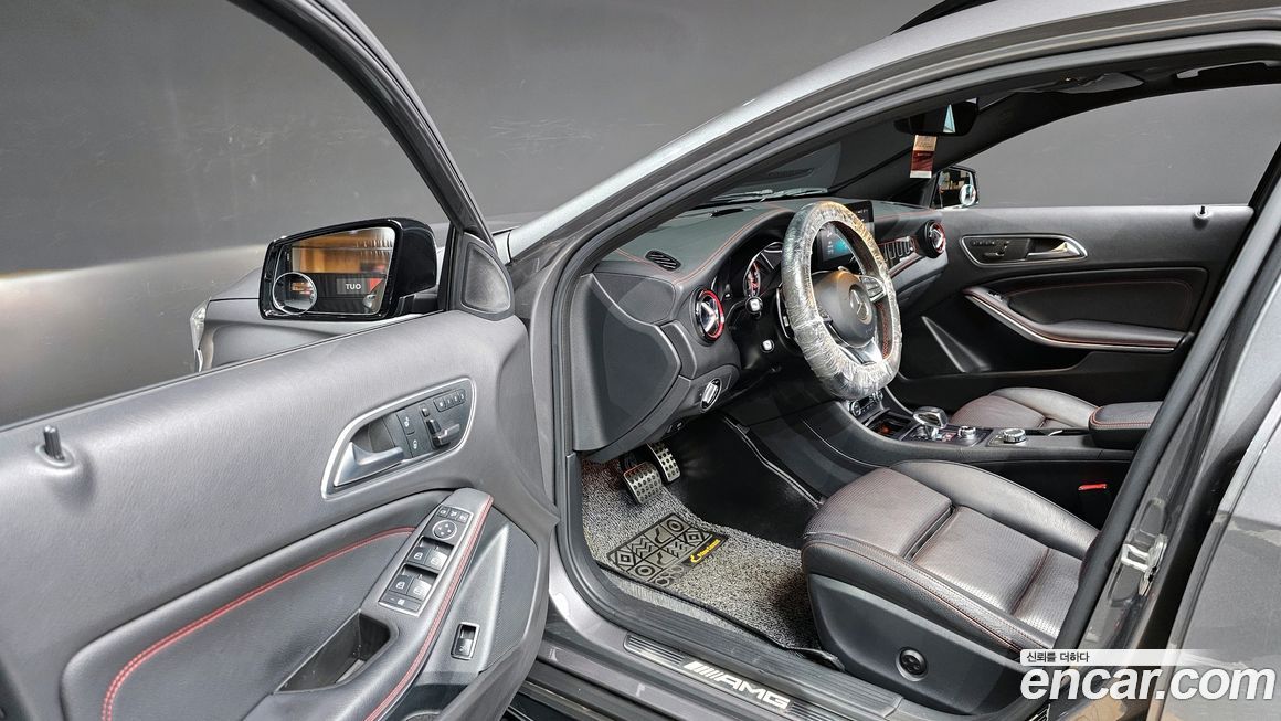 Mercedes-Benz GLA-Class 2016