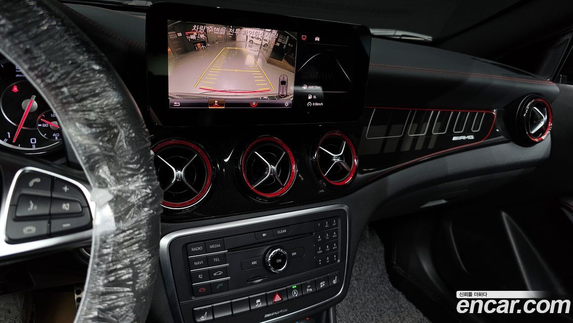 Mercedes-Benz GLA-Class 2016