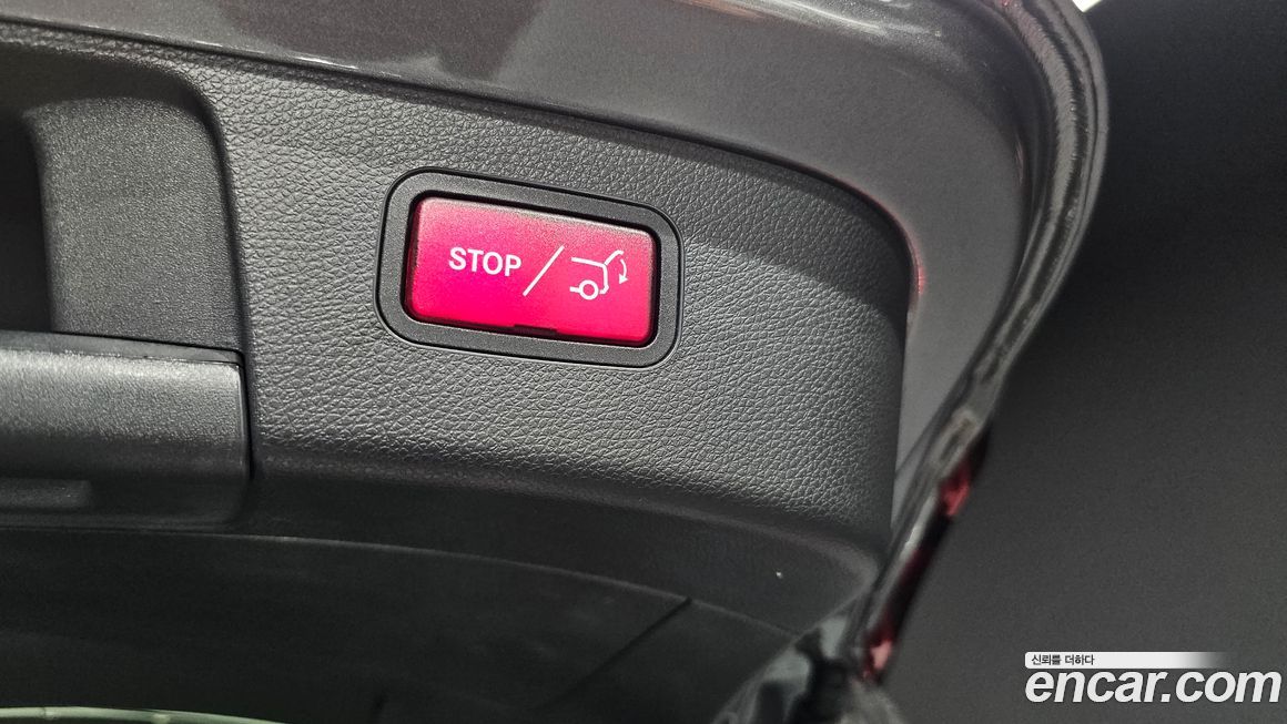 Mercedes-Benz GLA-Class 2016