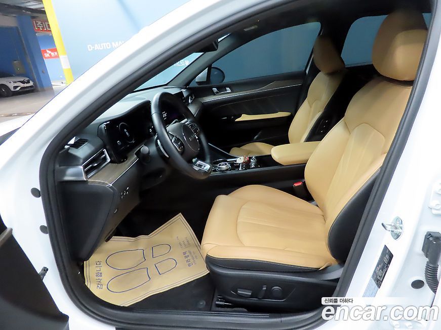 Kia K5 2023