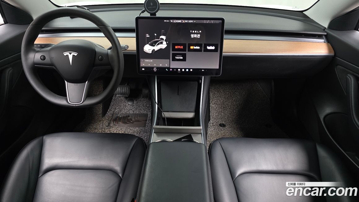 Tesla Model 3 2020