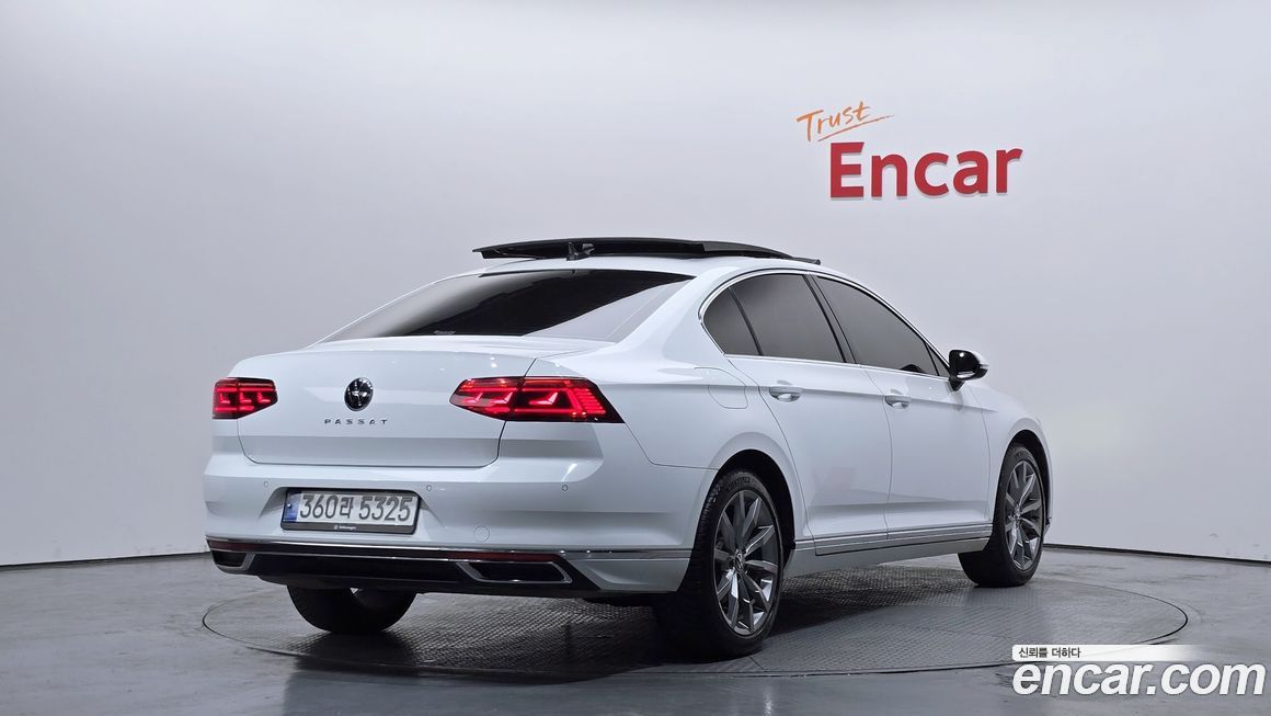 Volkswagen Passat 2022