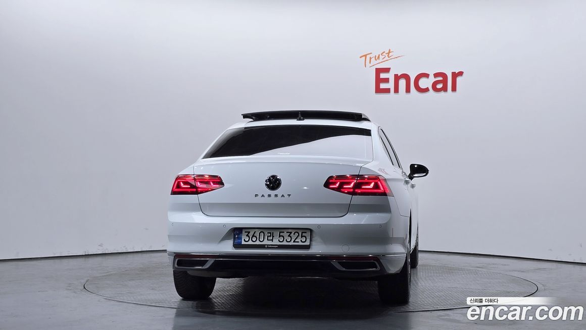 Volkswagen Passat 2022