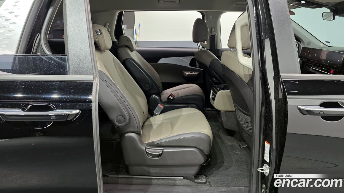 Kia Canival 2024