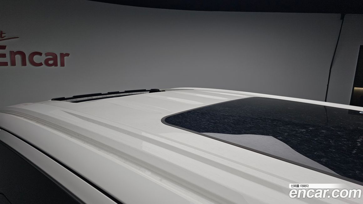 Hyundai Staria 2025