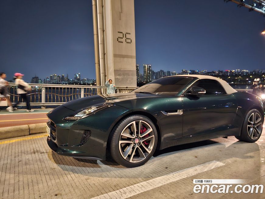 Jaguar F-TYPE 2016