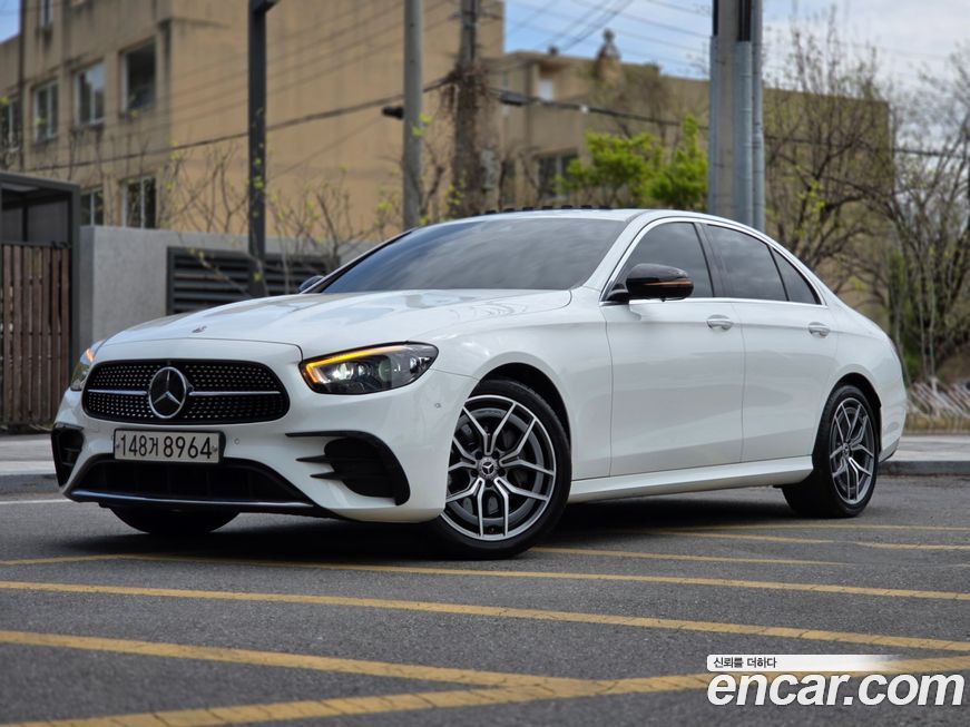 Mercedes-Benz E-Class 2022