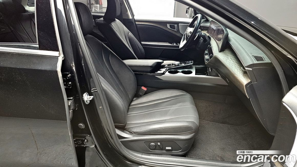 Kia K8 2023