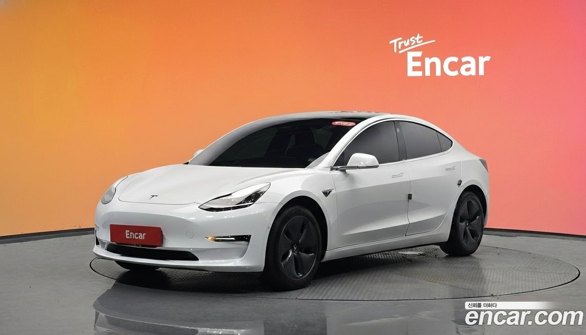 Tesla Model 3 2020