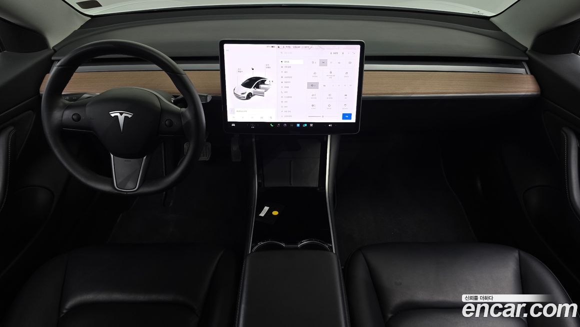 Tesla Model 3 2020