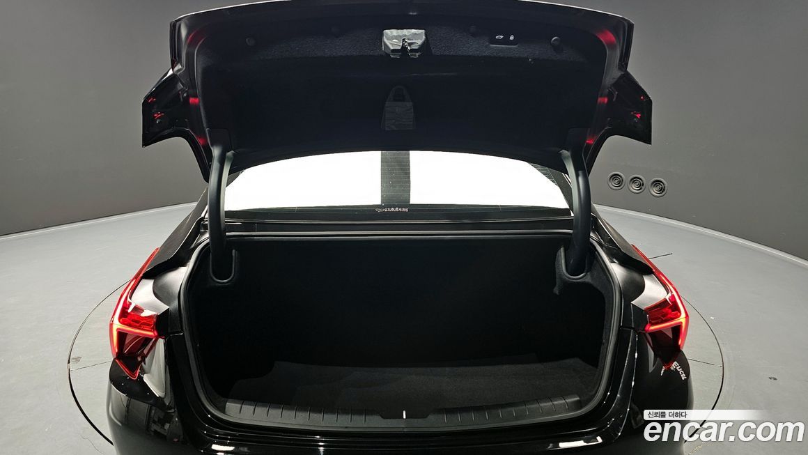 Kia K8 2023