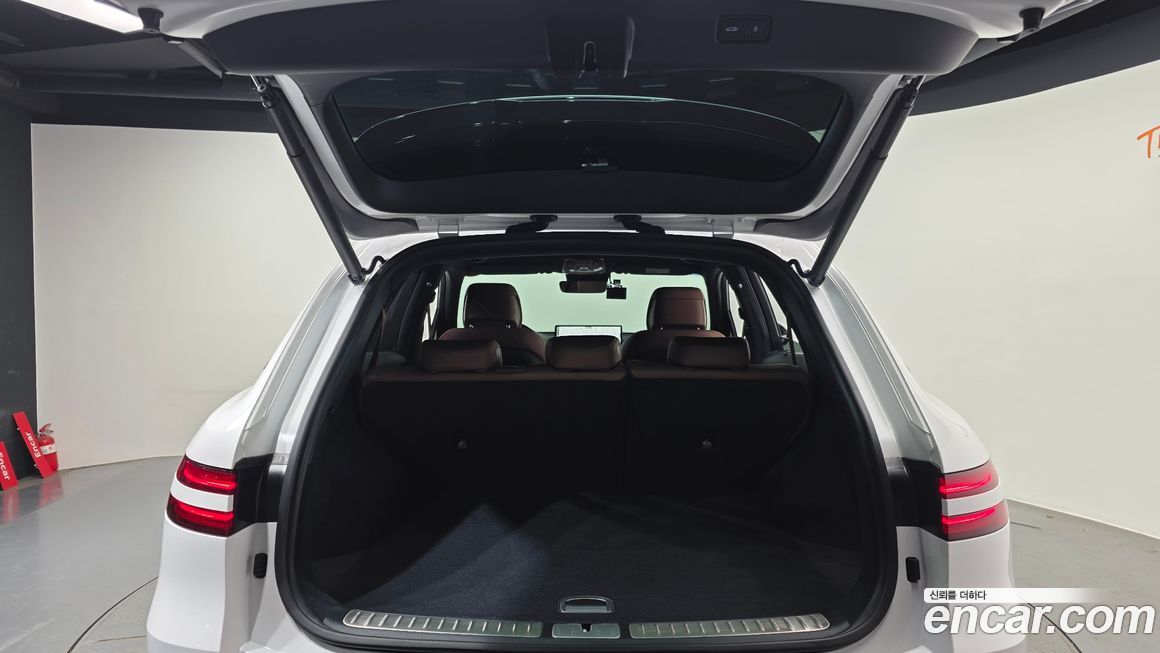 Genesis GV70 2023