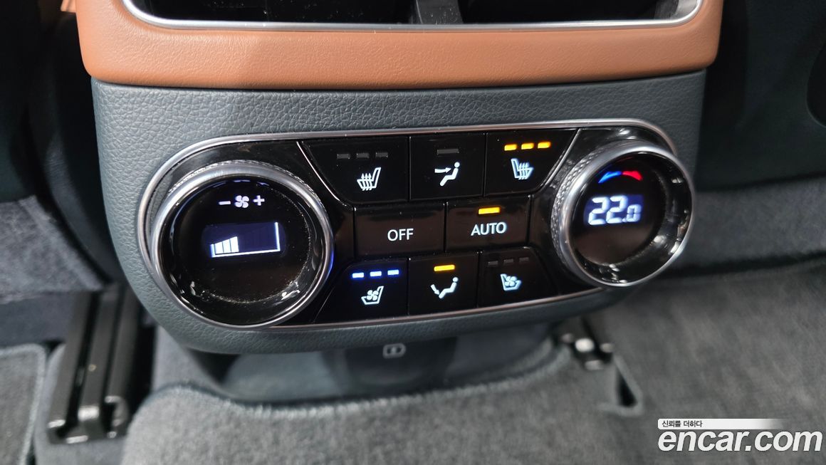 Genesis GV70 2023