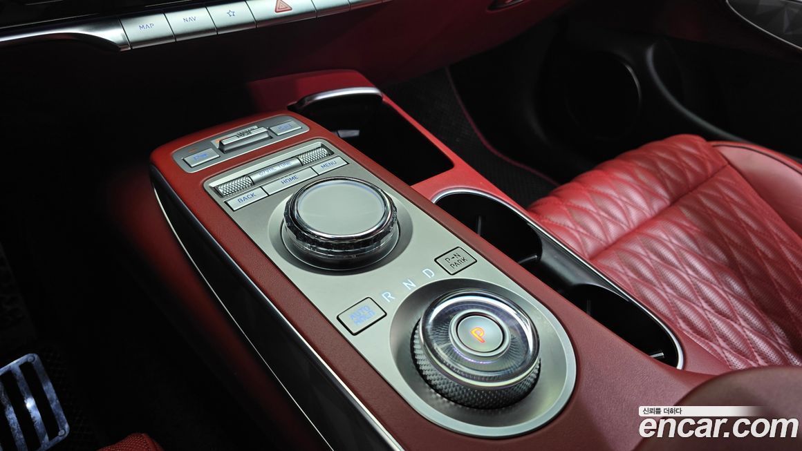 Genesis GV70 2021