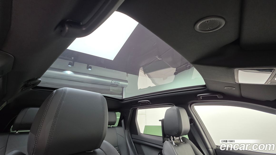 Land Rover Discovery Sport 2025