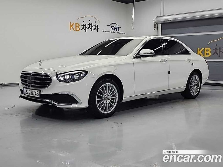 Mercedes-Benz E-Class 2023