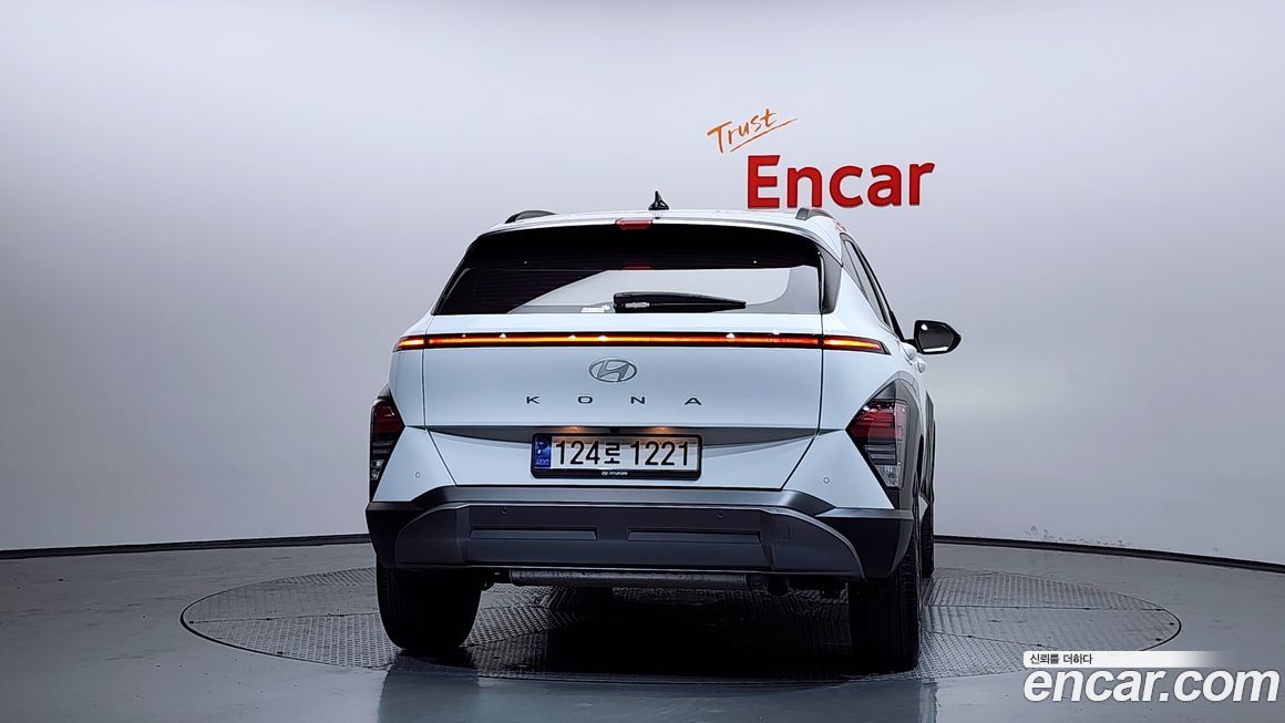 Hyundai Kona 2025