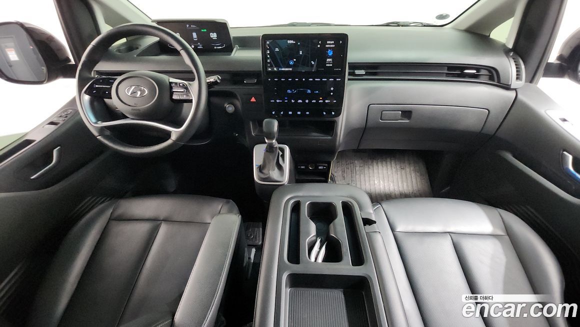 Hyundai Staria 2023