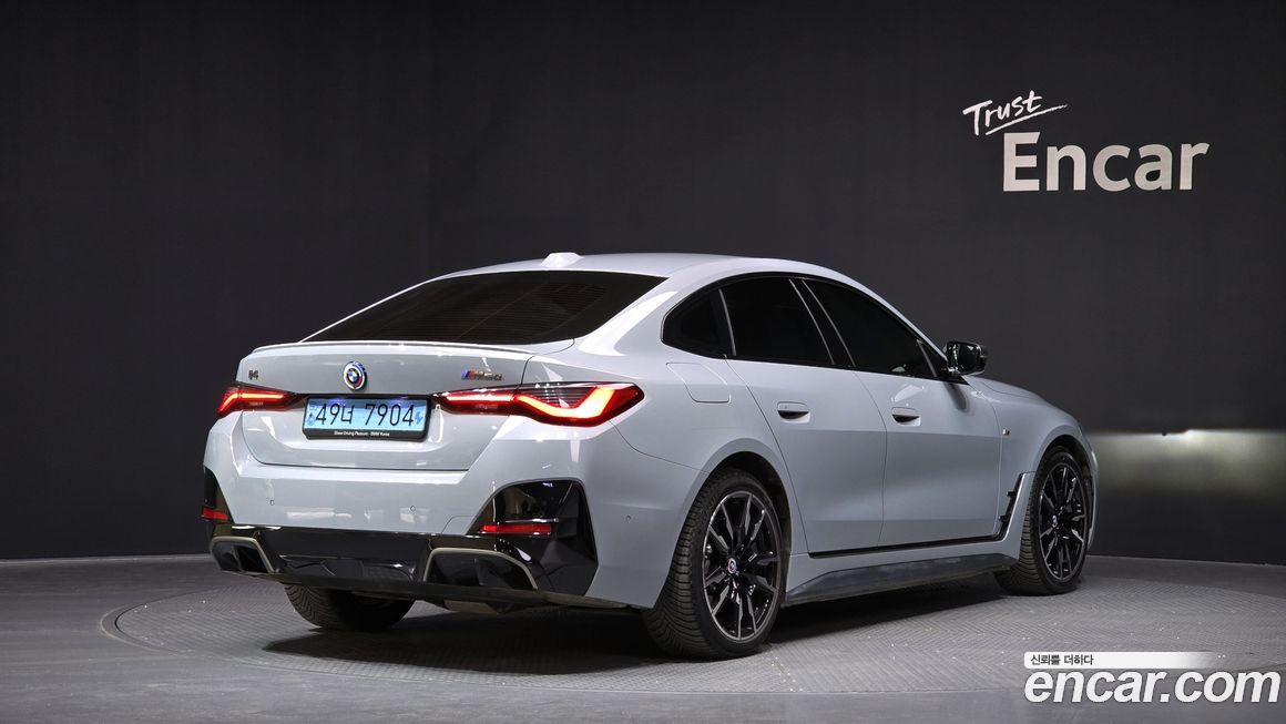BMW i4 2023
