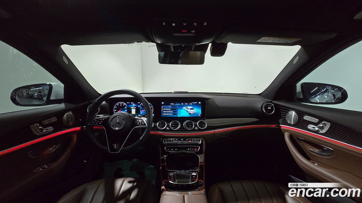 Mercedes-Benz E-Class 2022