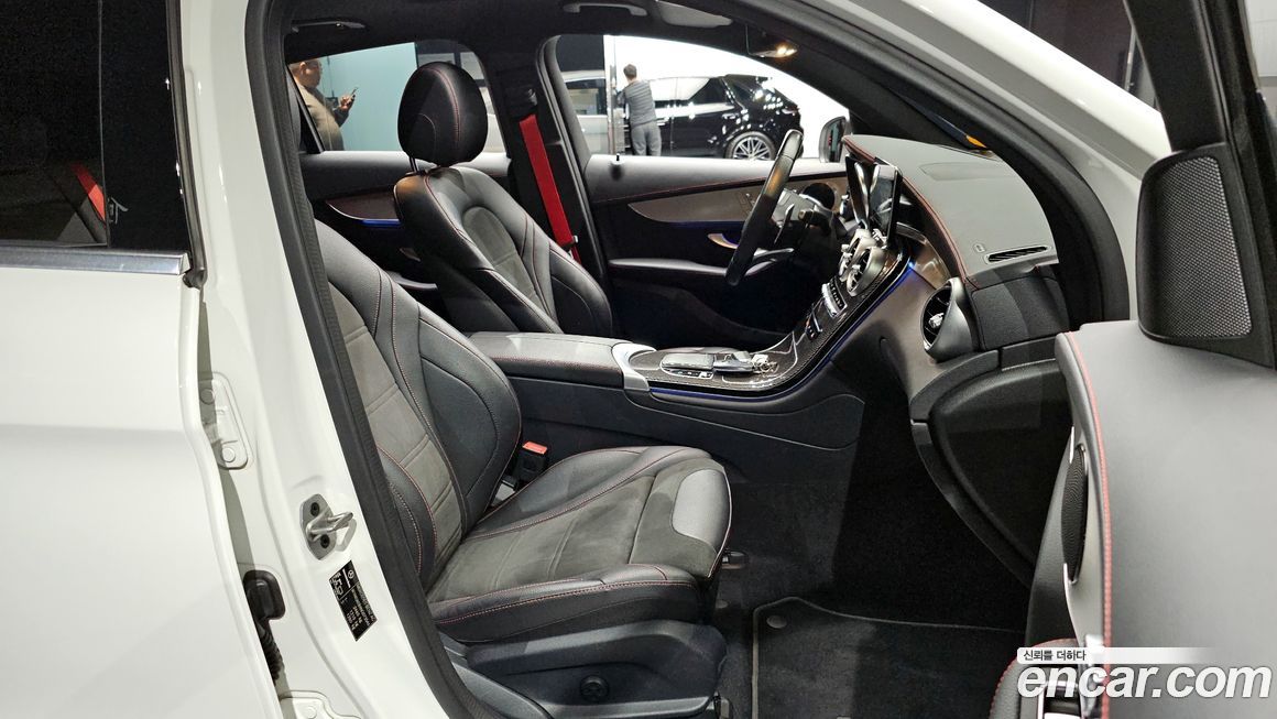 Mercedes-Benz GLC-Class 2022