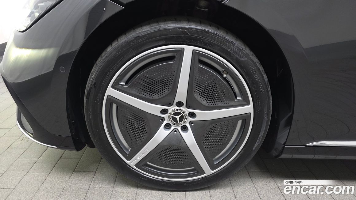 Mercedes-Benz EQE 2023